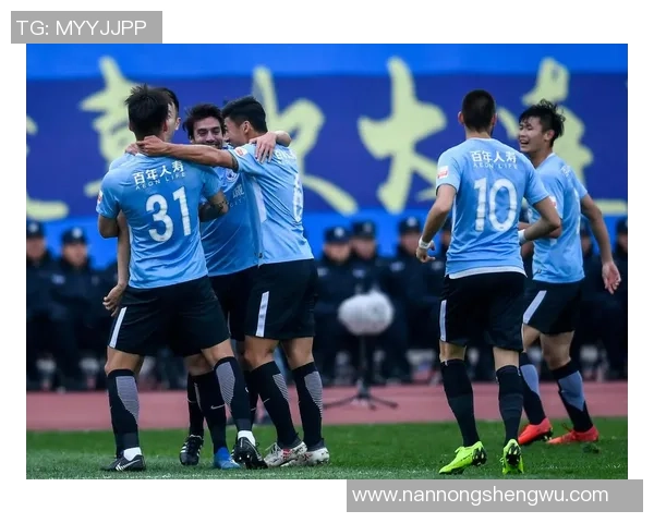 大连一方足球队最新动态与赛季展望分析全面解读